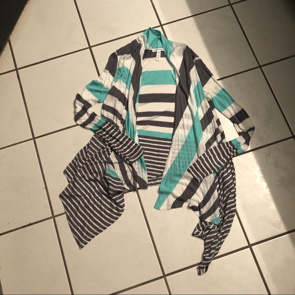 NWOT gray white mint green cover-up